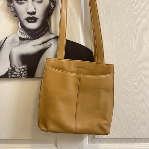 Genuine Leather Jones New York Shoulder Bag - Picture 10 of 10